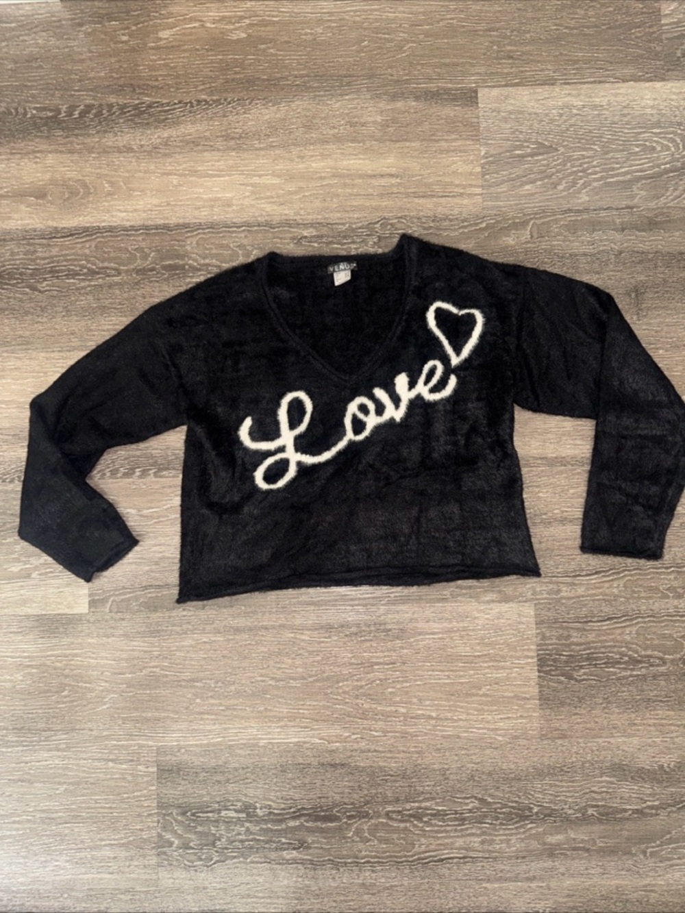 Venus Love Black Fuzzy V-Neck Cropped Sweater Size Small Cozy